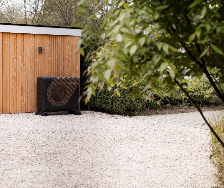 Warmtepomp in de tuin